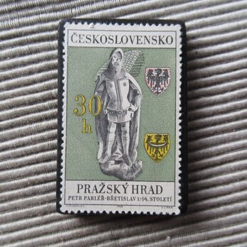 チェコスロバキア　切手ブローチ　9823