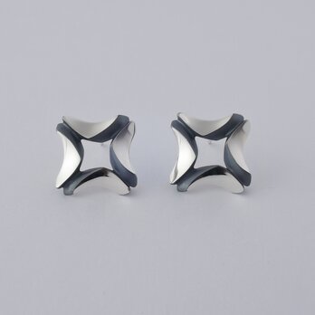 curves ピアス　いぶし仕上げver.　(silver 925)の画像