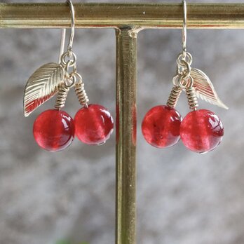 天然石レッドカラージェード さくらんぼピアス（イヤリング）｜14Kgf アレルギー対応 小粒 揺れる 赤