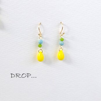 d215-63【天然石　ターコイズ】と【たんぽぽ】チェコドロップのアレンジピアス（パーツ変更可能）の画像