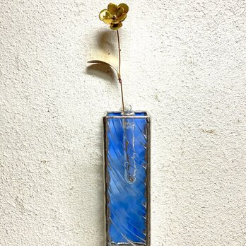 『何処かにどこかに咲く花”』 Sea Blue壁掛け一輪挿し ： 真鍮フラワー•ステンドグラスの画像