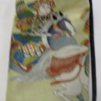 ７８１６　お宮参り着で作ったポーチの画像