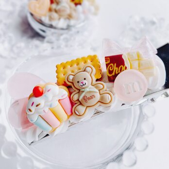 pastel  pink お菓子のヘアクリップの画像