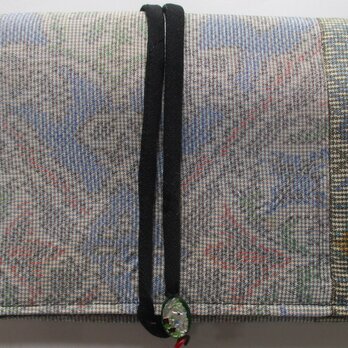 ７８２０　色大島紬の着物で作った和風財布・ポーチの画像