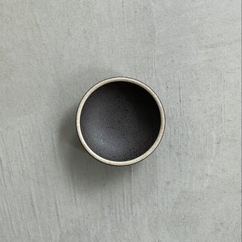豆皿　フチヌキビスク　黒の画像