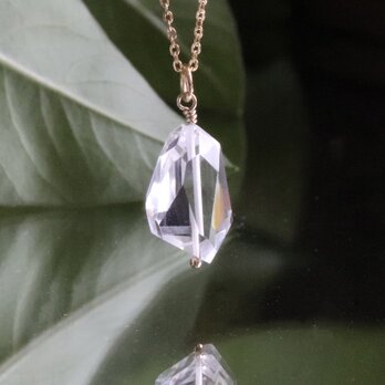 氷のネックレス 天然石 クリスタルクォーツ /  サージカルステンレス　 --Rock ice—の画像