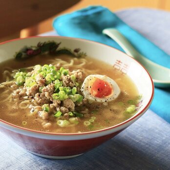 三つ龍ラーメン丼 赤巻切立20cm丼
