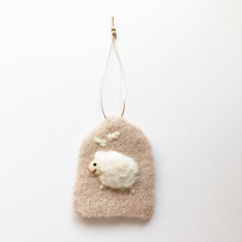 ふわふわラムキンとちょうちょ　keycase   ベージュの画像