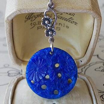 ヴィンテージ　ラピスBlue／お花と蔓（22㎜）Silverフラワーネックレスの画像