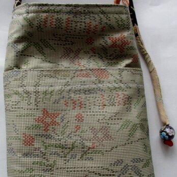 ７８２４　色大島紬の着物で作ったスマホポーチ