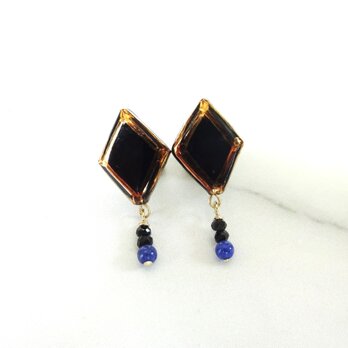 jewel cut+ソーダライトのpierce/earring（hishigata黒）の画像
