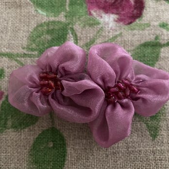 オーガンジーの花のバレッタの画像