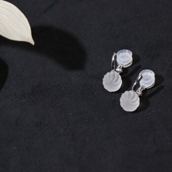 彫刻水晶のイヤリング（Sv925）