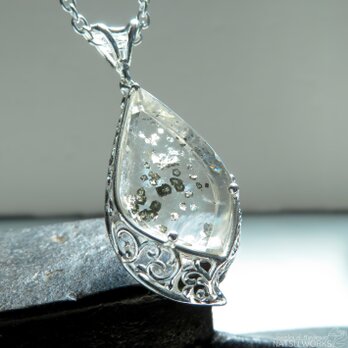 マーカサイトinクォーツ ネックレス / Marcasite in Quartz Necklace