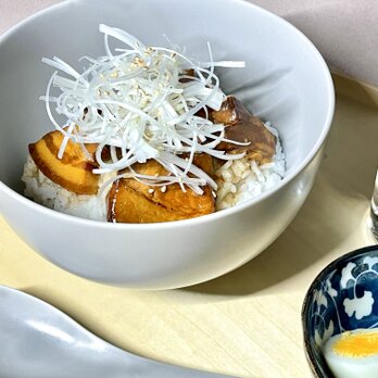 わんなり　16丼　薄灰の画像