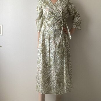 Liberty のカシュクールワンピース　グリーンの画像