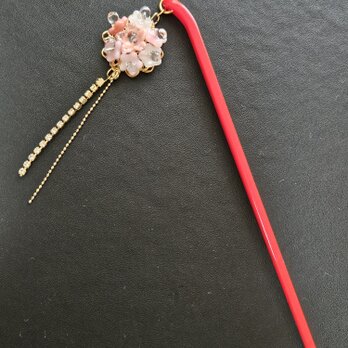 ピンクフラワーのかんざしの画像