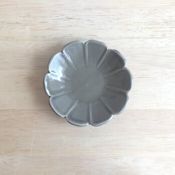 輪花小皿（グレー）の画像