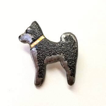 蒔絵ブローチ 柴犬の画像