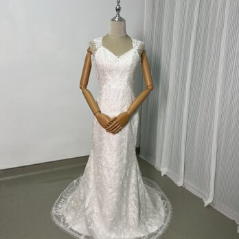 豪華！ウェディングドレス マーメイドライン Vネック 背中見せ キラキラスパンコール 贅沢な総レース 結婚式の画像
