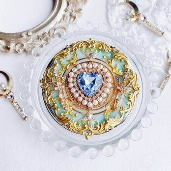 キラキラ魔法のピルケース　aquamarine コンパクトの画像