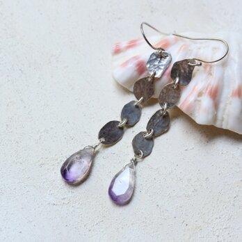 アメジスト×銀のサザレのロングピアス/azurの画像