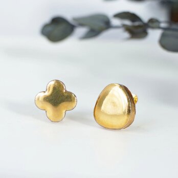 T237  美濃焼  金絵付け　ハンドペイントのピアス/イヤリング  裏面レザー加工　の画像