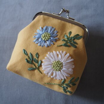 がま口　りぼん刺しゅう　二つのお花　コインケース　MOKUBA　リボン刺繍　財布　COSMO　小物入れ　イヤホン　ポーチ