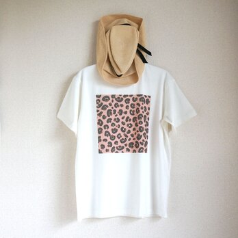 オーガニックコットン【半袖/長袖】「 fuwa fuwa leopard（ ピンクブラウン×ナチュラル／ホワイト ）」Ｔシャツの画像