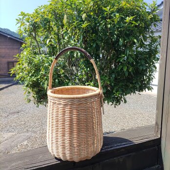かごバッグの画像