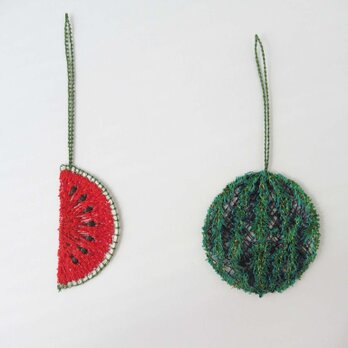 刺繍オーナメント・スイカの親子の画像
