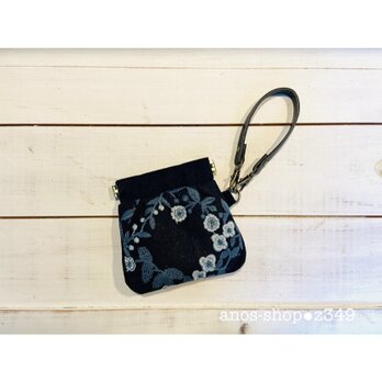 ご予約作品 z349●ばね口ポーチ（ミナペルホネン刺繍生地使用）の画像