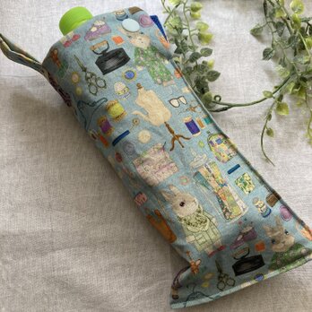 ☆ハンドメイドユキエモンペットボトルカバー ドレスメーカーブルー保冷剤や小物入れの画像