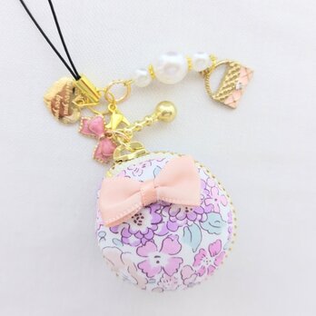 リバティピンクの小花マカロンポーチの画像