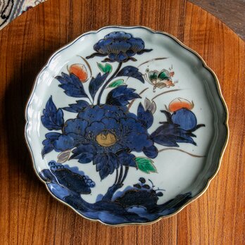 古伊万里 染錦 牡丹蝶文 七寸皿 明治時代 E477Bの画像