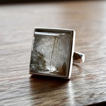 rutilated quartz ringの画像