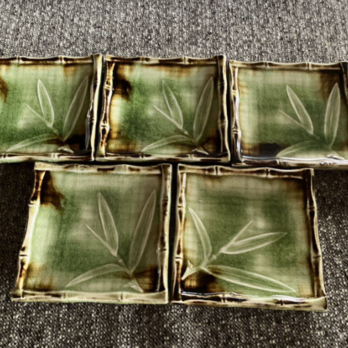 ◆アンティーク品◆　美濃焼緑釉竹角銘々皿5点セット【化粧箱】1個のサイズ　φ11.5×11.5の画像