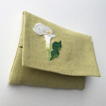 カラーの花の刺繍ポケットティッシュケースの画像