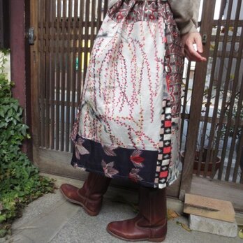 銘仙リメイク☆梅模様に春風の・・・ふんわりスカート67cm丈の画像