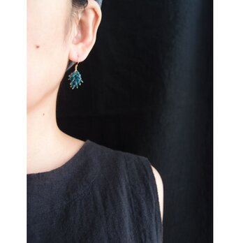 【K14gf】BlueGreenJade × Apatite Earrings／ブルーグリーンジェードフリンジピアス（Dark）の画像