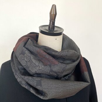 ＊アンティーク着物＊花模様泥大島紬のパッチスヌード（５マルキ・百亀甲）