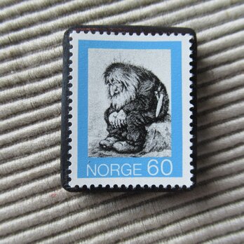 ノルウェー　童話切手ブローチ9917の画像