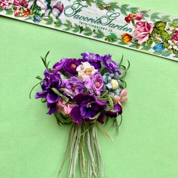 Purple flower corsage for you Aの画像