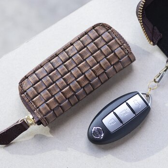 エンボスメッシュレザー 型押し 編み込み ブラウン 4連キーケース スマートキー 鍵入れ 鍵 カギ 収納 apo-16em