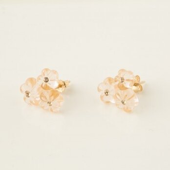 三つ花ピアス　ベージュ（14KGF）