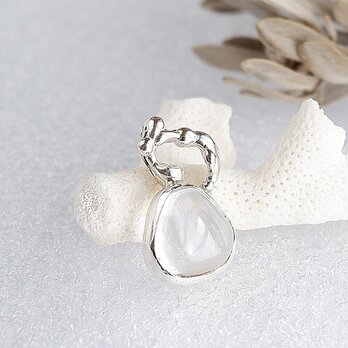 ～神々の住まう地から～　ヒマラヤ水晶　パキスタン・スカルドゥ産のデザインペンダント　天然石アクセサリー　一点物