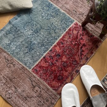 56×90 パッチワーク　ブラウン×赤×紋章　オーバーダイトルコヴィンテージラグ