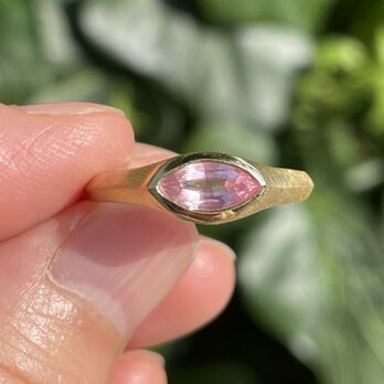 ピンク　スピネル　マーキスカット　0.57ct　変形印台　シルバーSV925リングの画像
