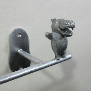 口開けカバのいるタオル掛け（ミニショート）の画像