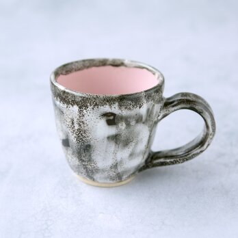墨模様のコーヒーカップ（ピンク）の画像